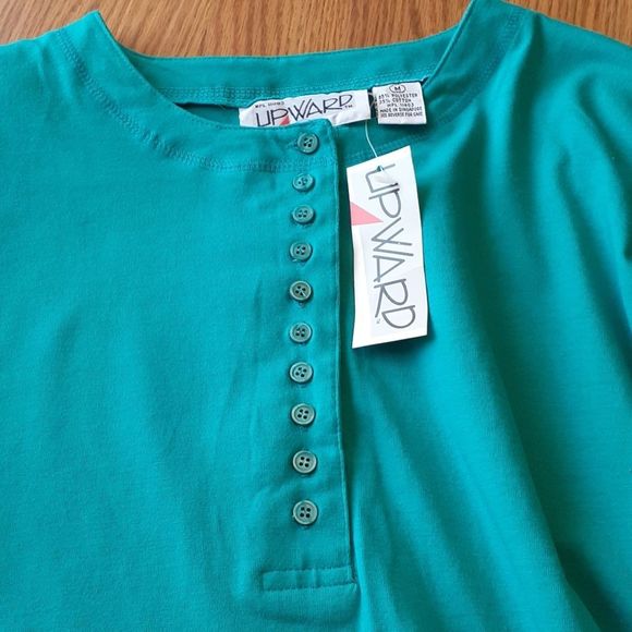 new UPWARD M tees 3/4 sleeves green - Picture 6 of 9